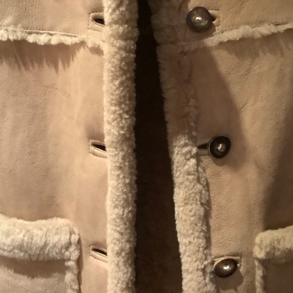 REAL SHEEPSKIN Coat UNISEX GIRLS /BOYS GIRLS  5-6 Y ,UK  made,switch buttons - Picture 3 of 15